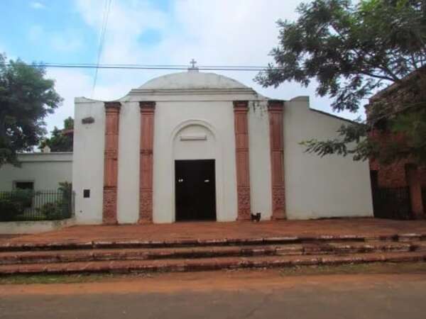 Llaman a licitación para reparación urgente de templo jesuítico de Santa Rosa - Nacionales - ABC Color