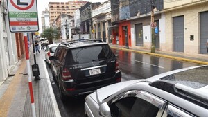 Parxin presenta un recurso de reconsideración por el estacionamiento tarifado