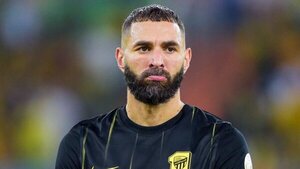 Benzema falla un penal, asiste y da el triunfo Al Ittihad