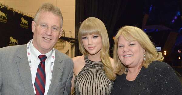 La Nación / Padre de Taylor Swift agredió a un fotógrafo en Australia