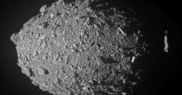 La Nación / El asteroide desviado en 2022 es un amasijo de escombros