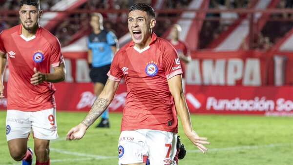 Argentinos Juniors desplaza River Plate e Independiente de la cima