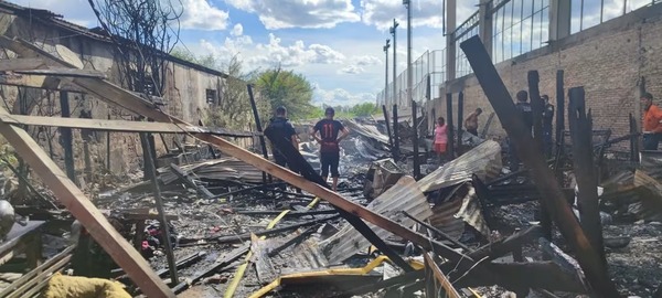 Coordinan ayuda para damnificados tras incendio en Sajonia - ADN Digital