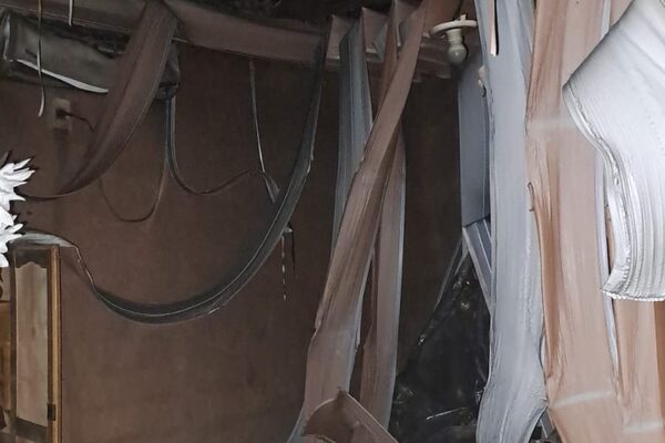 Infiel garroteó a su pareja y quemó vivienda