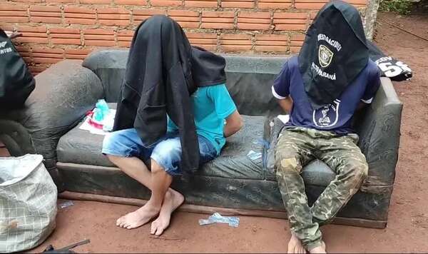 Serie de allanamientos: cuatro detenidos y varias evidencias incautadas - ABC en el Este - ABC Color