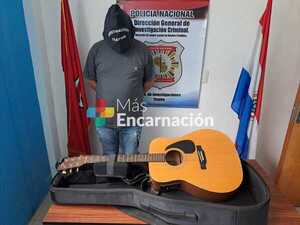 ¿Ladrón que roba ladrón?: Detienen a policía que se habría apoderado de objetos hurtados