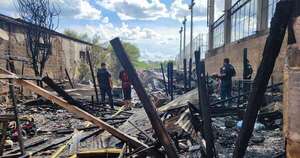 La Nación / Familias piden ayuda para reconstruir sus casas tras incendio en Sajonia