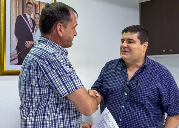 Roberto Palacios reemplaza Karen Barreto en el área social en Tesãi - La Clave