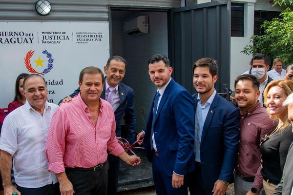 Acceso a la identidad sin trámites y sin costo en el Hospital General de Lambaré - .::Agencia IP::.
