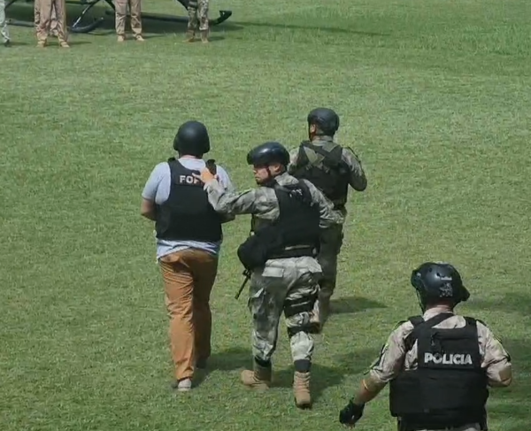 Abogado no fue notificado sobre traslado de Insfrán y recusará a magistrada - PDS RADIO Y TV