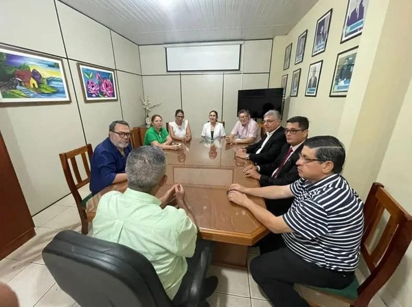 Asume nuevo vicedecano de la FCE-UNE