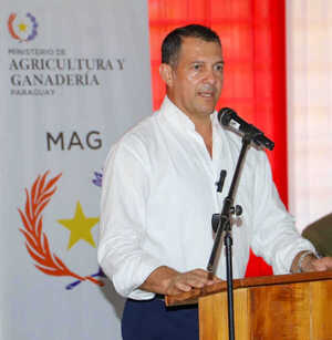 Piden destitución del ministro del Agricultura por discursos homofóbicos - La Tribuna