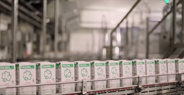 Lácteos Trébol conmemora cuatro décadas de éxito con su leche Larga Vida