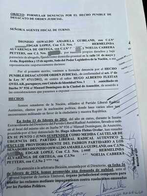 Senadores denuncian al presidente del PLRA para que cumpla con restituirlos en el partido | 1000 Noticias