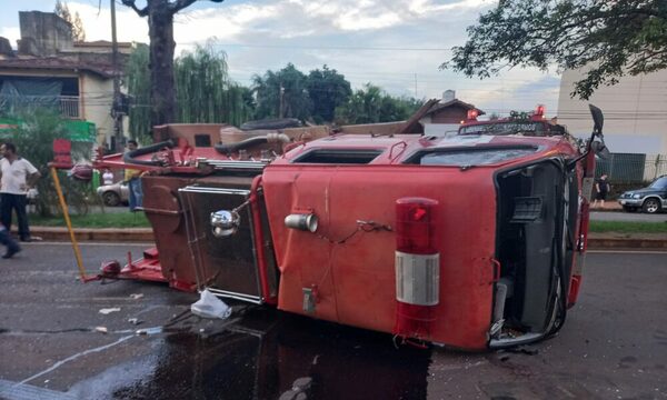 ¡Ma’ena! Paciente que era trasladada por los Bomberos muere en váiro accidente