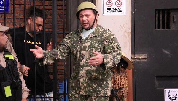 Héctor Ramos llegó a la comisaría para poner orden - Teleshow