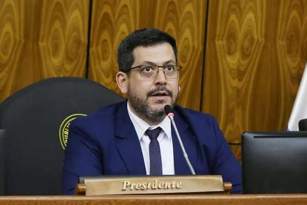 HC rompería promesa a FR y apuran rekutu de Latorre - Política - ABC Color