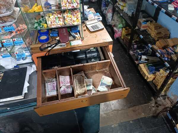 En asalto tipo comando, roban más de G. 100 millones de una despensa en Caacupé | 1000 Noticias