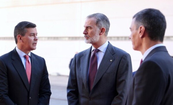 Madrid: Peña se reúne con el rey Felipe y con Pedro Sánchez