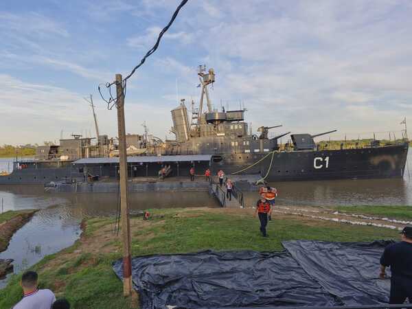 Armada traslada kits de víveres a chaqueños de Alto Paraguay - La Tribuna