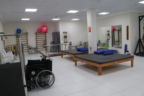 Investigan presunto abuso a una usuaria del Hogar de Adultos Mayores Santo Domingo | 1000 Noticias