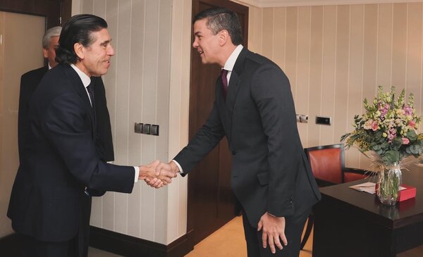 Presidente Peña se reúne con líderes españoles durante jornada oficial en Madrid