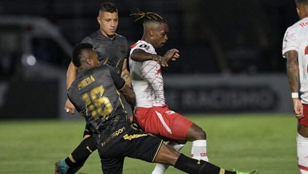 Bragantino avanza a la siguiente fase