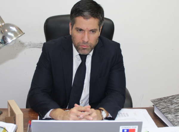 Apelarán fallo que condenó a excomisario stronista - PDS RADIO Y TV