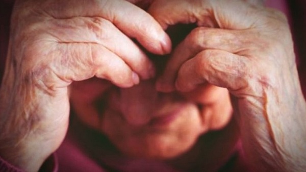 ¡Terrible! Abuela habría sido abusada en el Hogar Santo Domingo - Noticias Paraguay