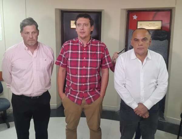 Caso Kattya González: oposición planteará revertir la pérdida de investidura mientras cartistas anuncian que no se presentarán - Política - ABC Color