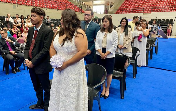 Unas 35 parejas participan en Boda Comunitaria organizada por el Registro Civil