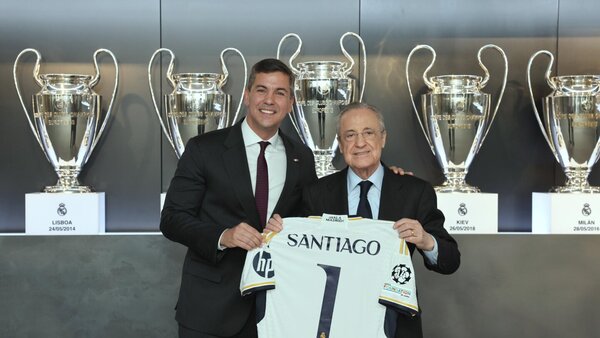 Santiago Peña visita la Ciudad deportiva del Real Madrid