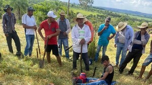 Denuncian ocupación ilegal de predio municipal en Canindeyú