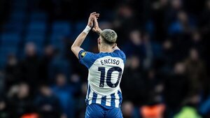 Julio Enciso se queda sin FA Cup