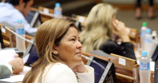 Un concejal denuncia que quieren sacar al intendente de Salto del Guairá y apunta a Cristina Villalba