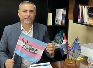 Extorsionan a senadores liberales para votar a favor de Kattya González - Informatepy.com