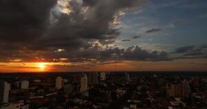 La Nación / Jueves con lluvias y tormentas eléctricas
