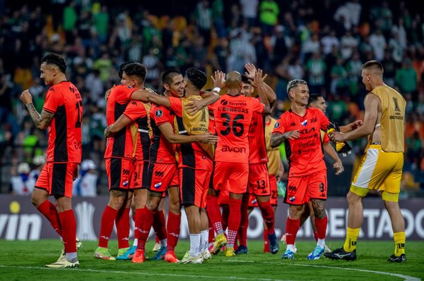 Colombia se rinde ante el Nacional querido - .::Agencia IP::.