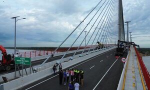 Puente que une Asunción con el Chaco se inaugura este domingo