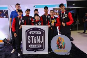 Jóvenes representarán a Paraguay en competencia mundial de robótica - La Clave