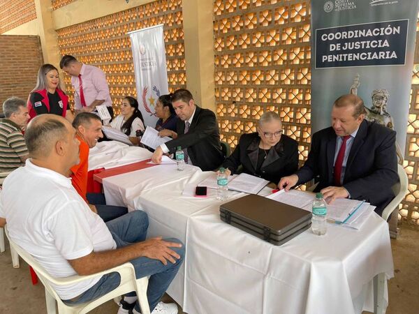Jornada de trabajo en la Penitenciaría de Coronel Oviedo