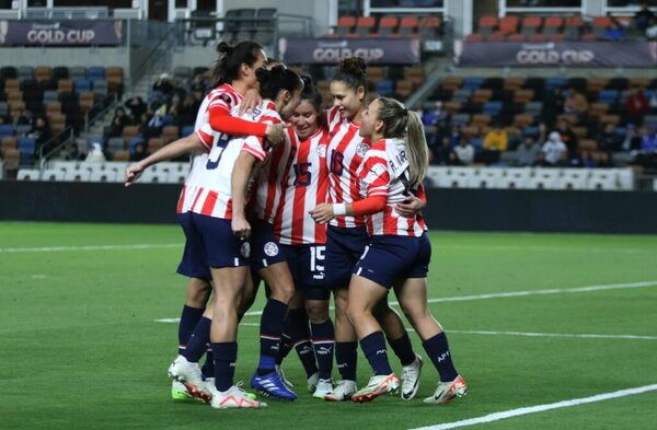 Albirroja femenina avanza en la Copa de oro - ADN Digital
