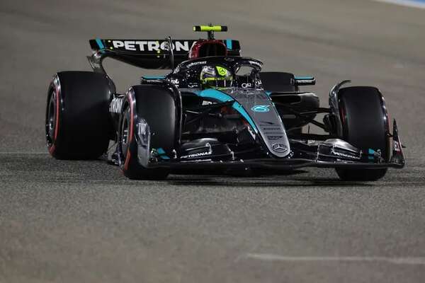 Hamilton manda, Mercedes avisa y Alonso se apunta a la fiesta en los segundos libres - Automovilismo - ABC Color
