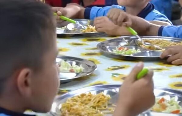 Santa Rita invierte más de Gs. 1500 de fondos propios en almuerzo escolar