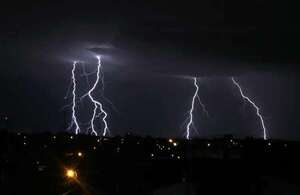 Según Meteorología, menos departamentos en zona de tormentas para esta noche  - Clima - ABC Color