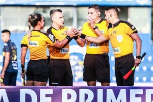 Torneo Apertura 2024: Jueces de la octava fecha - ADN Digital