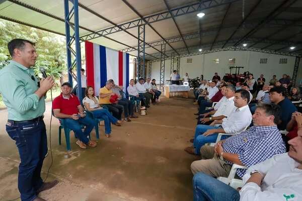 Ministro del MAG pide innovar producción para ser competitivo en el mercado nacional - Economía - ABC Color