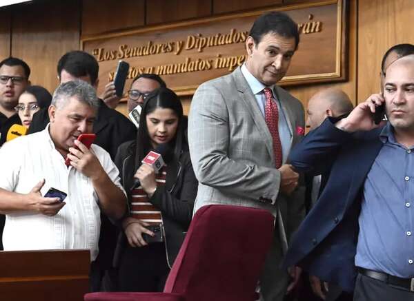 Pisotean pacto colorado y otro cartista busca presidir el Senado - Política - ABC Color