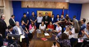 La Nación / Silvio Ovelar levantó la sesión y se esfumó intento de vuelta de Kattya
