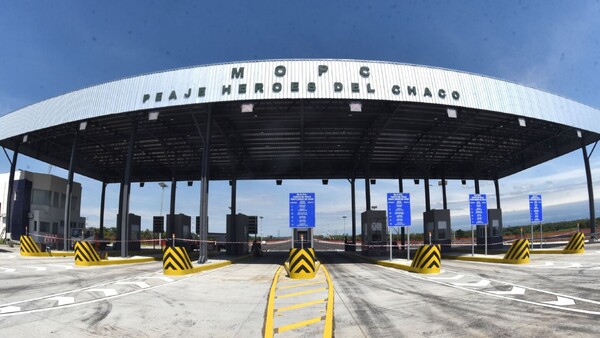Sin peaje establecido a horas de la habilitación del puente